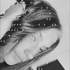 Meet your Posher, Elma